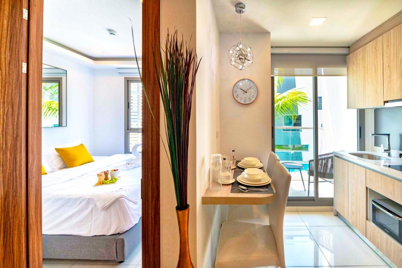 Arcadia Beach Resort Pattaya Exterior photo