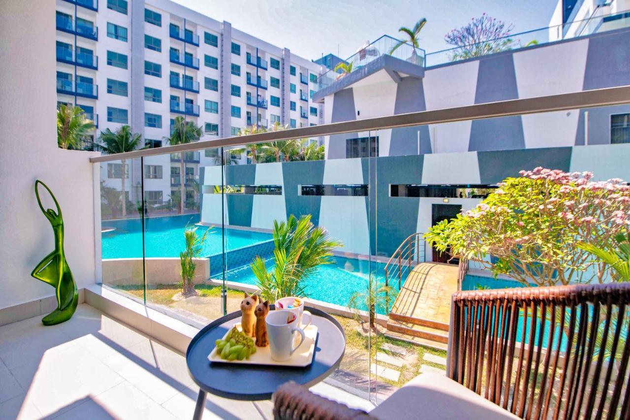 Arcadia Beach Resort Pattaya Exterior photo